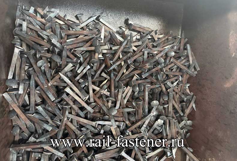 dog spikes for sale